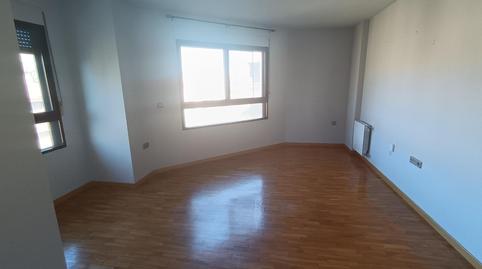 Foto 4 de Piso en venta en Avenida del Primero de Mayo, Centro, Ciudad Real