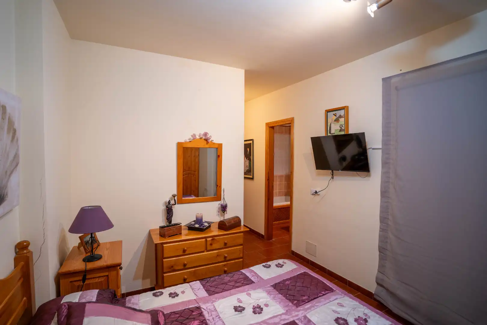 Dormitori de Casa adosada en venda en Garachico amb Jardí privat, Parquet i Traster