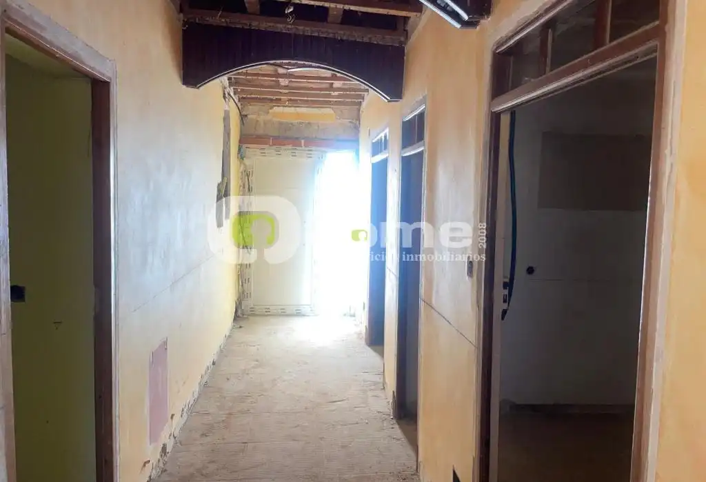 Casa adosada en venta en San Cristóbal de Entreviñas