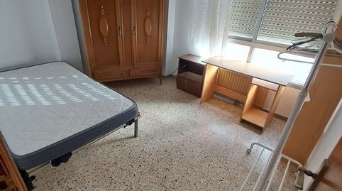 Photo 3 of Flat for rent in Calle Via, Pajarillos Bajos, Valladolid Capital