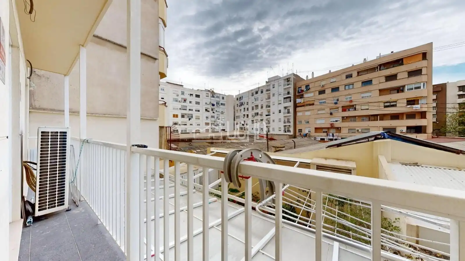 Piso en venta en Calle SAN VICENTE MARTIR, Arrancapins