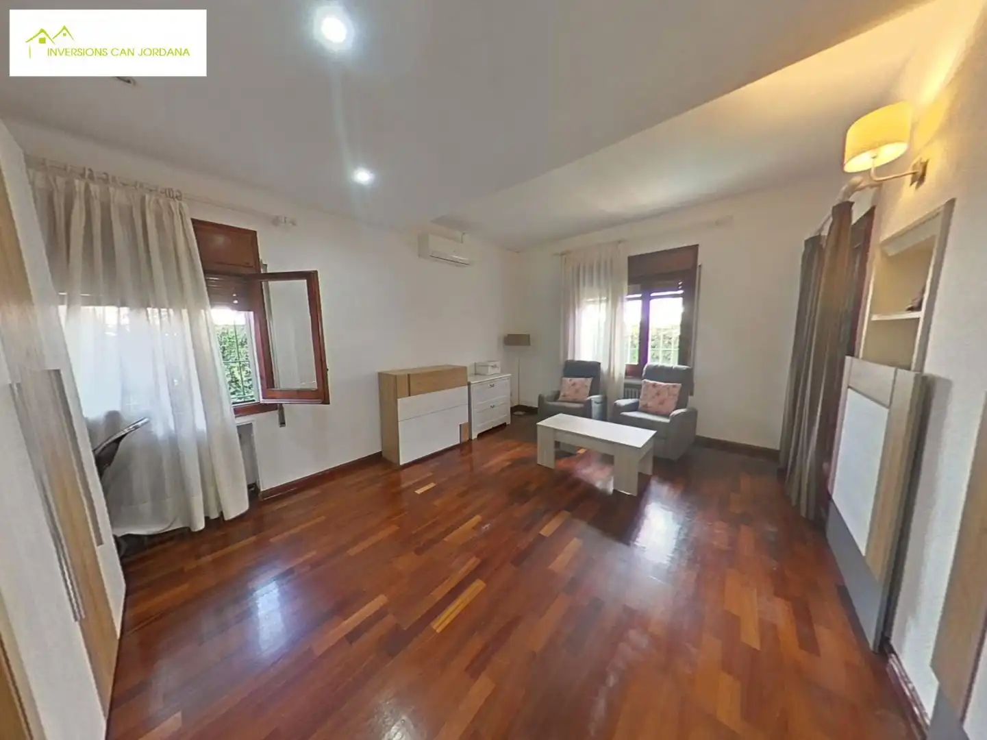 Wohnzimmer von Haus oder Chalet zum Verkauf in El Masnou mit Klimaanlage, Heizung und Privatgarten