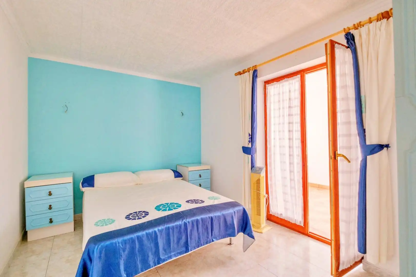 Dormitori de Casa o xalet en venda en Tortosa amb Jardí privat
