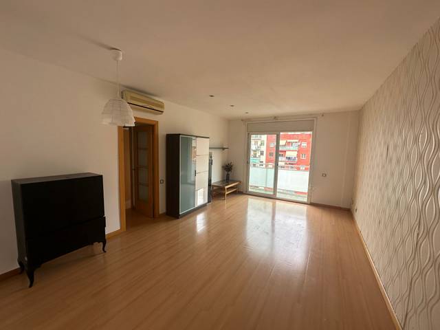 Piso en Venta en Avenida MADRID en La Maternitat i Sant Ramon