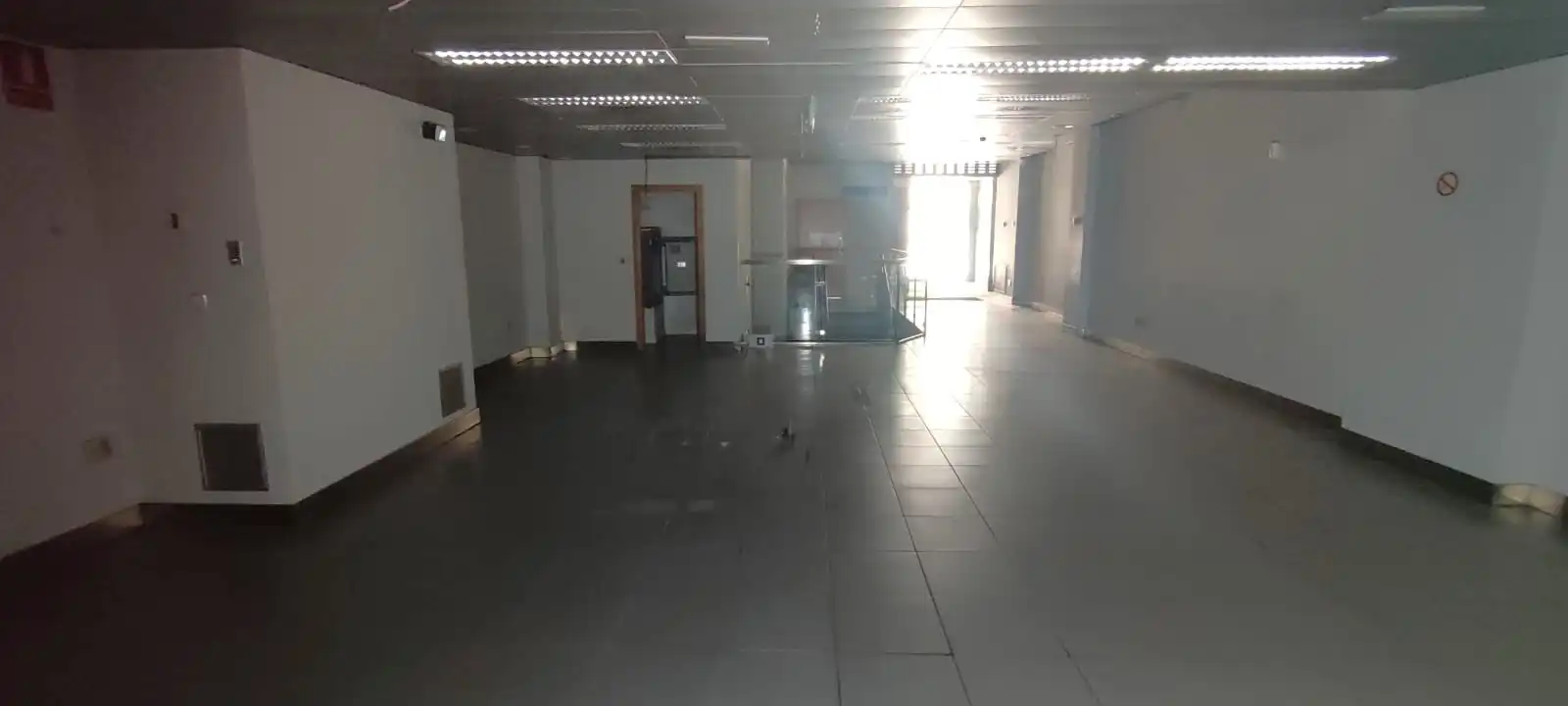 Business premises for sale in Francia Kalea 16, imagen 4