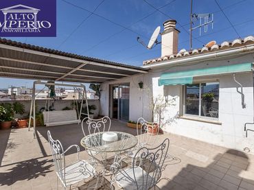 Duplex with balcony for sale in Ronda