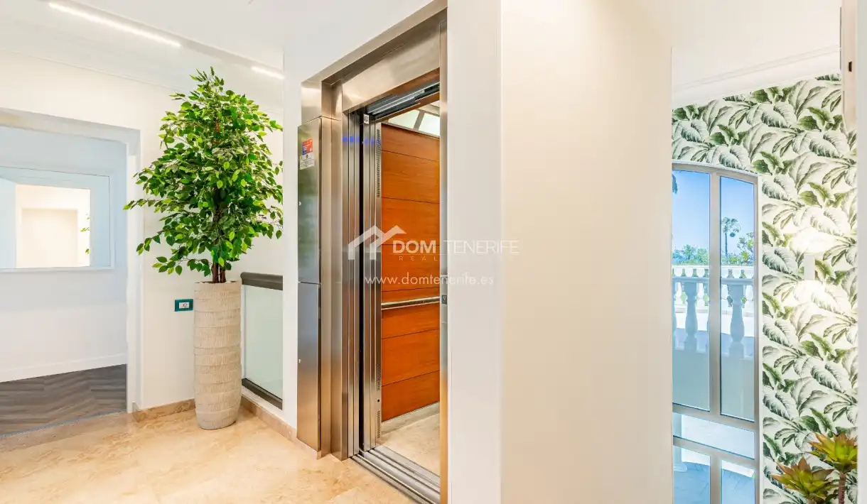 Casa o chalet en venta en Adeje con Jardín privado, Terraza y Trastero