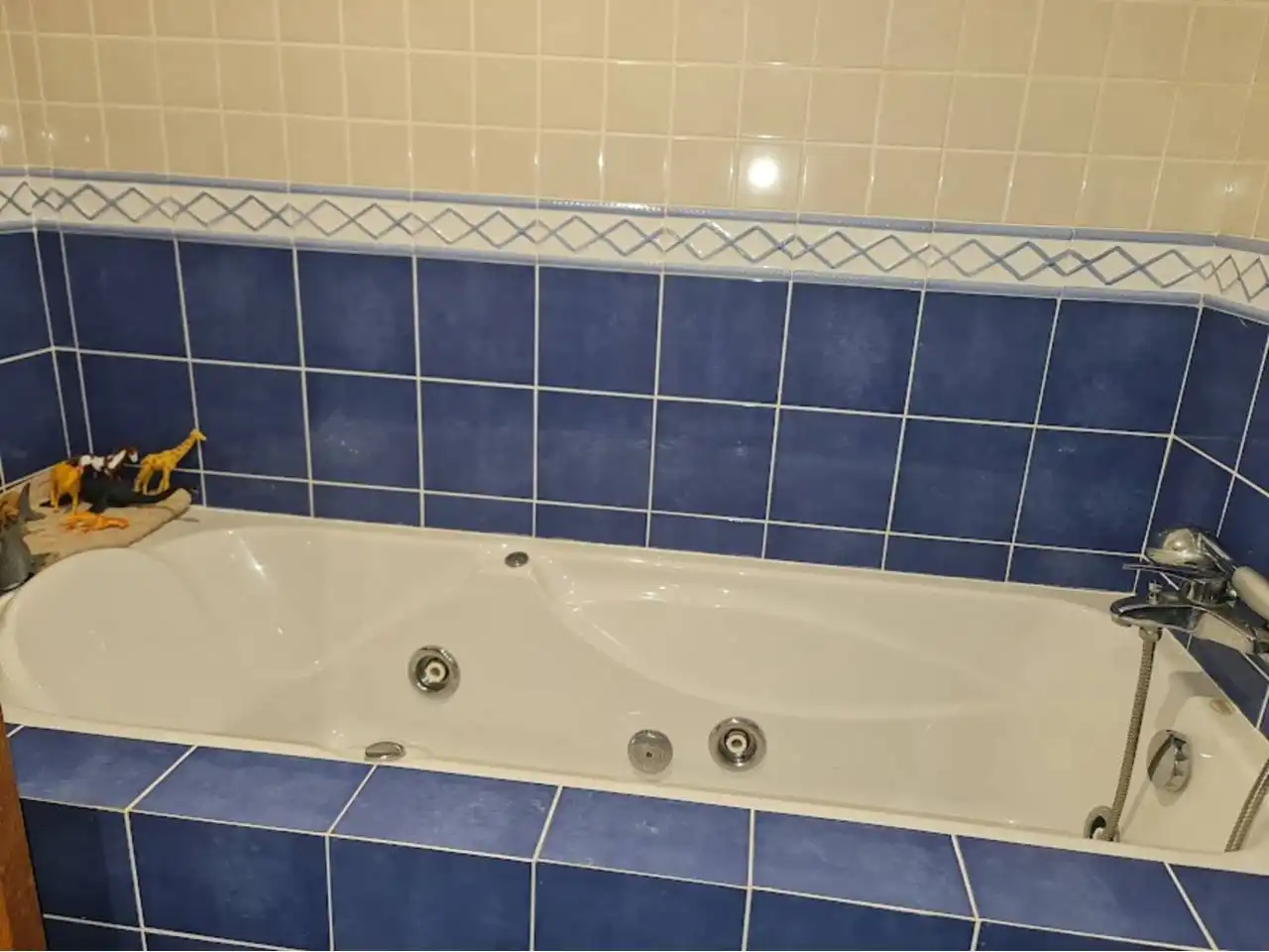 Bany de Casa o xalet en venda en Sanxenxo amb Calefacció, Jardí privat i Parquet