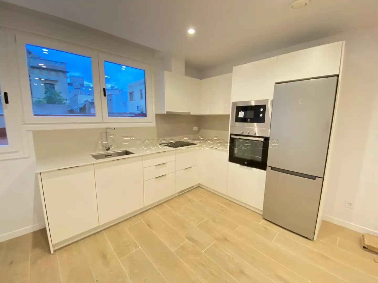 Flat for rent in Carrer Carrer Rambla, Centre