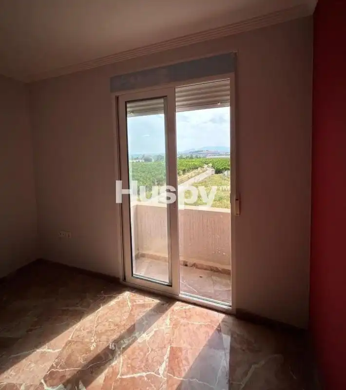 Casa adosada en venda a Tous, Valencia