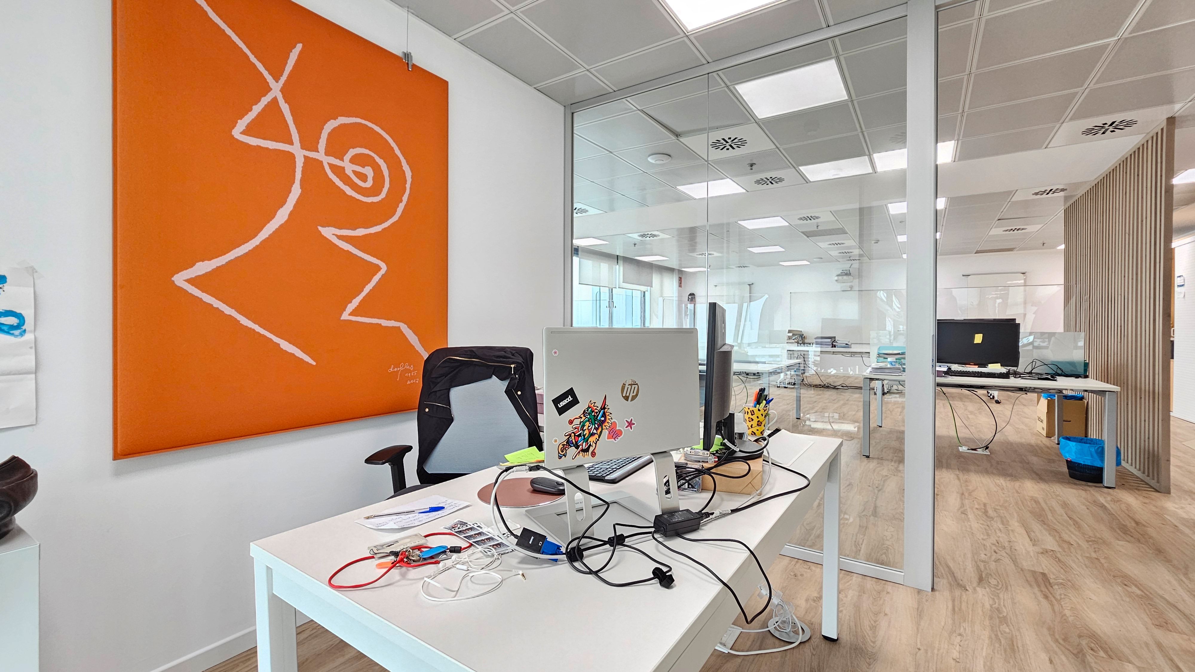 Office to rent in L'Hospitalet de Llobregat  with Air Conditioner, Heating and Internet
