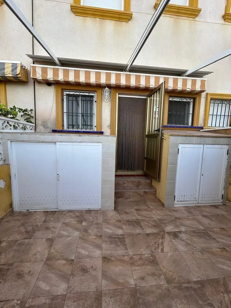 Dúplex en venda en Torrevieja amb Aire condicionat, Terrassa i Piscina comunitària