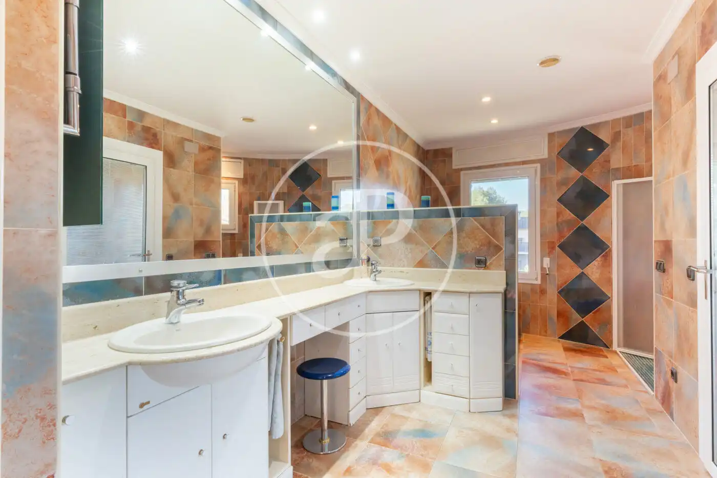Baño de Casa o chalet en venta en Serra con Aire acondicionado, Calefacción y Jardín privado