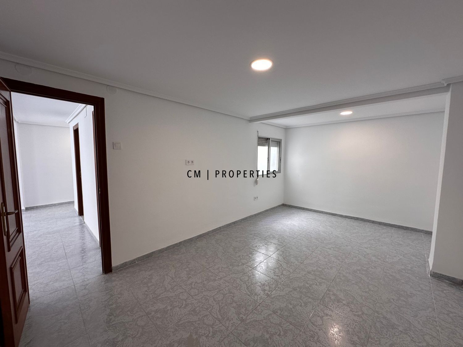 Flat to rent in  Valencia Capital  with Air Conditioner and Pets allowed