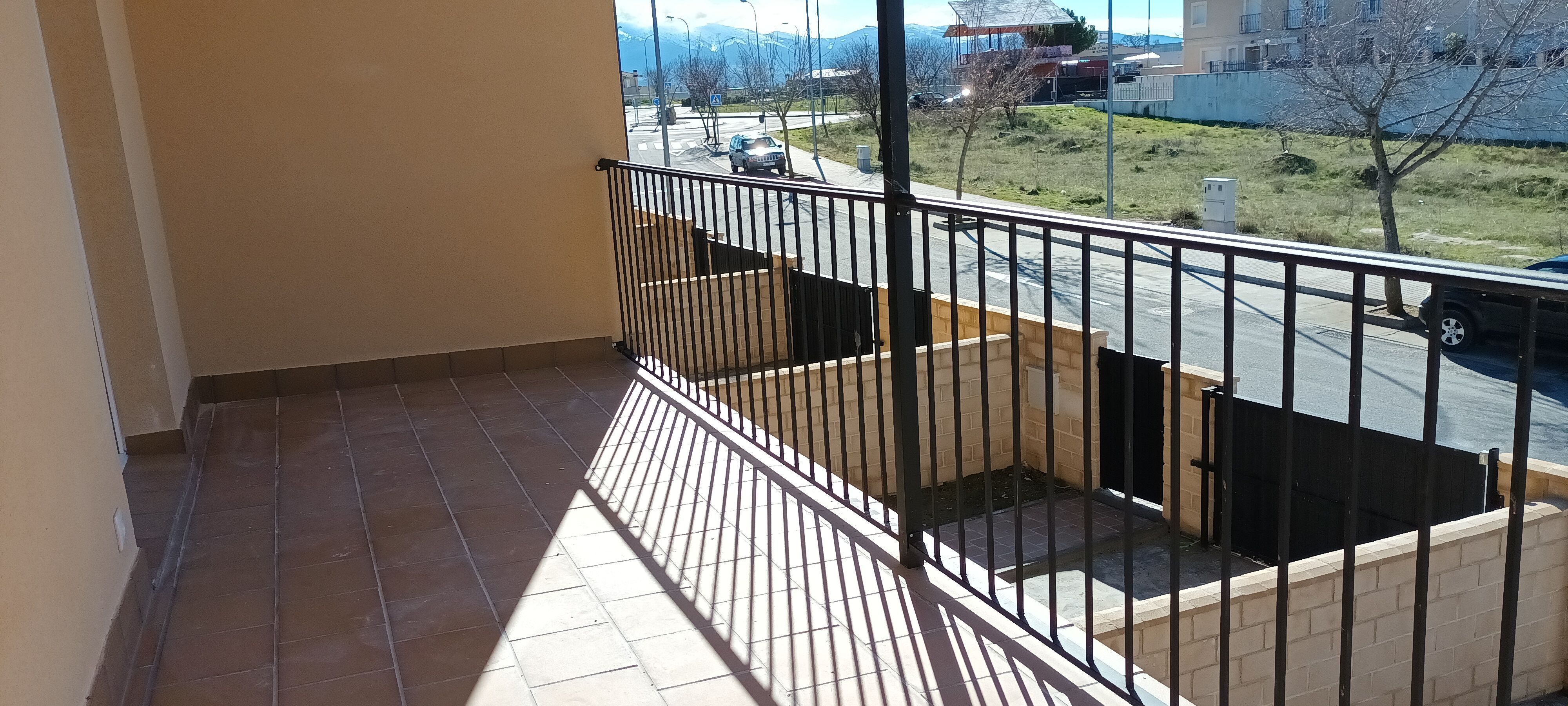Terrace of House or chalet for sale in La Lastrilla   with Air Conditioner, Heating and Private garden