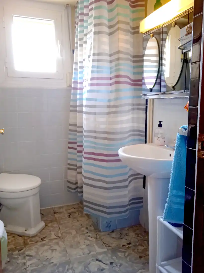 Bathroom of Flat for rent in Jijona / Xixona  with Heating, Furnished and Oven