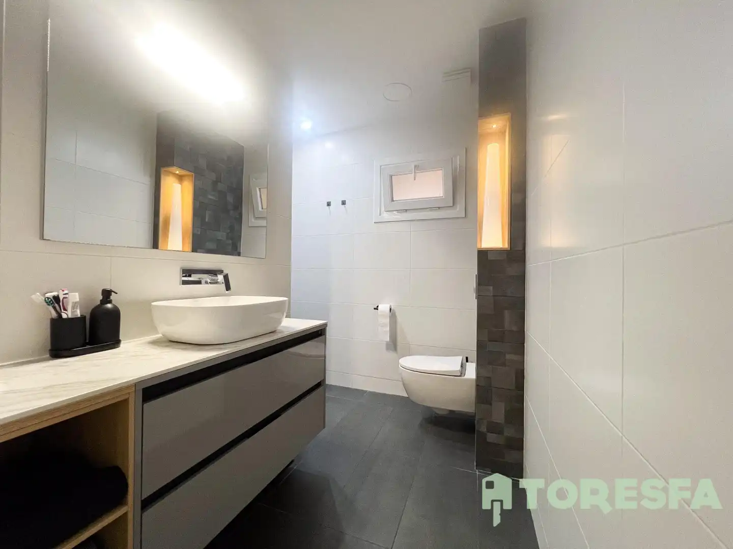 Baño de Casa o chalet en venta en Lliçà d'Amunt con Jardín privado y Parquet