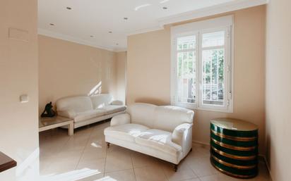 Living room of Flat for sale in  Huesca Capital  with Air Conditioner, Heating and Private garden