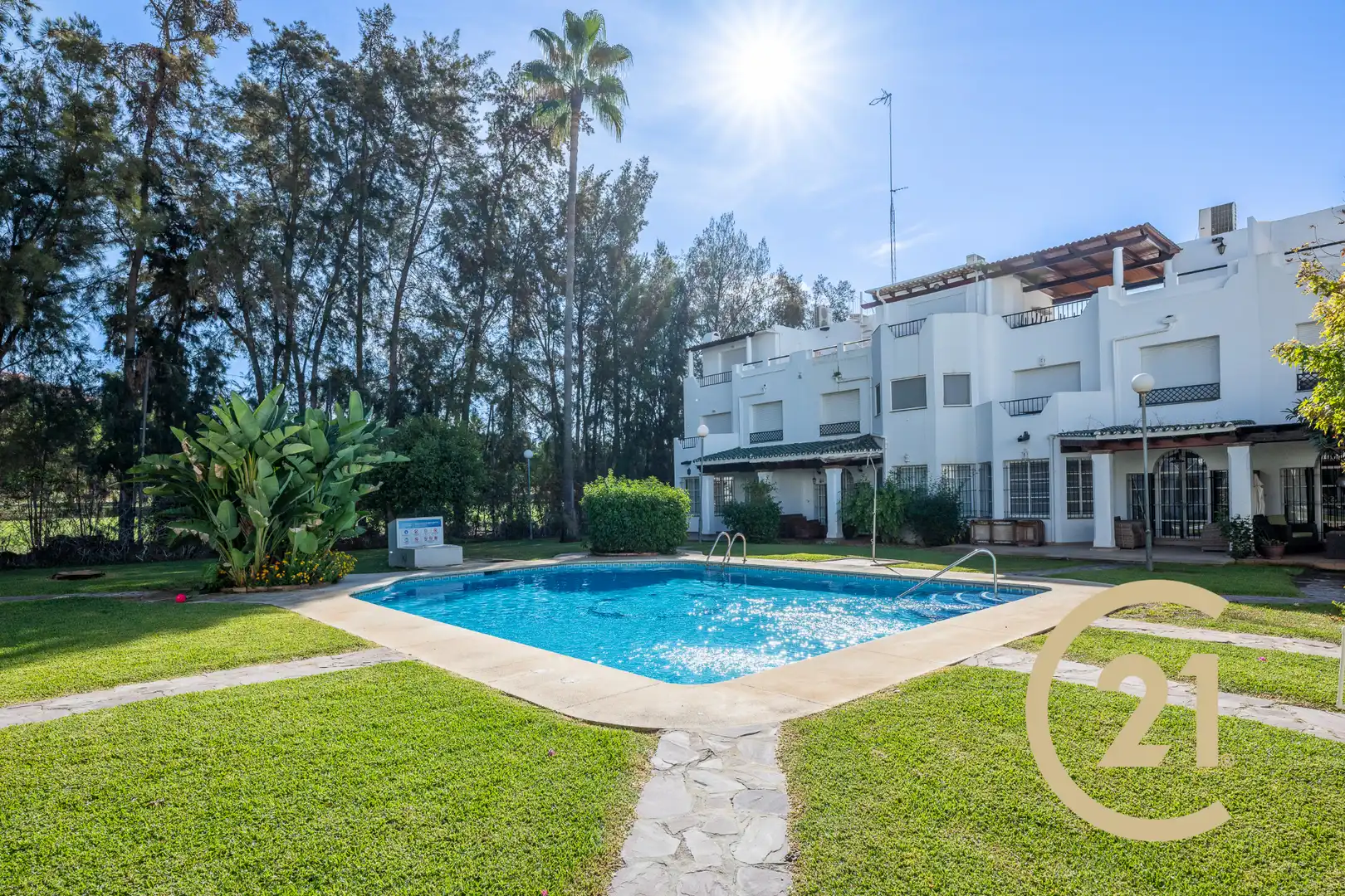 Jardín de Casa adosada en venta en Marbella con Aire acondicionado, Terraza y Piscina comunitaria