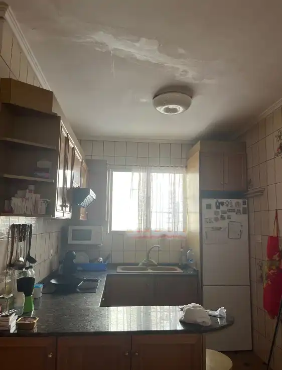Cuina de Casa o xalet en venda en Benaguasil amb Jardí privat, Terrassa i Traster