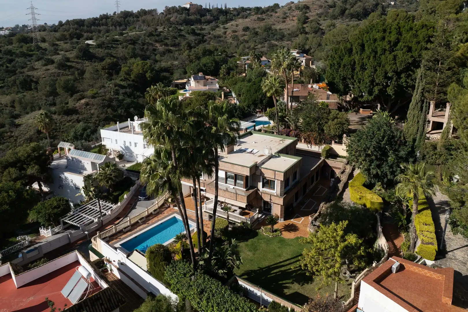 Vista exterior de Casa o xalet en venda en Málaga amb Terrassa i Balcó