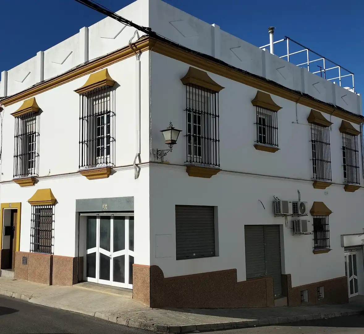 Vista exterior de Casa o chalet en venta en Carmona