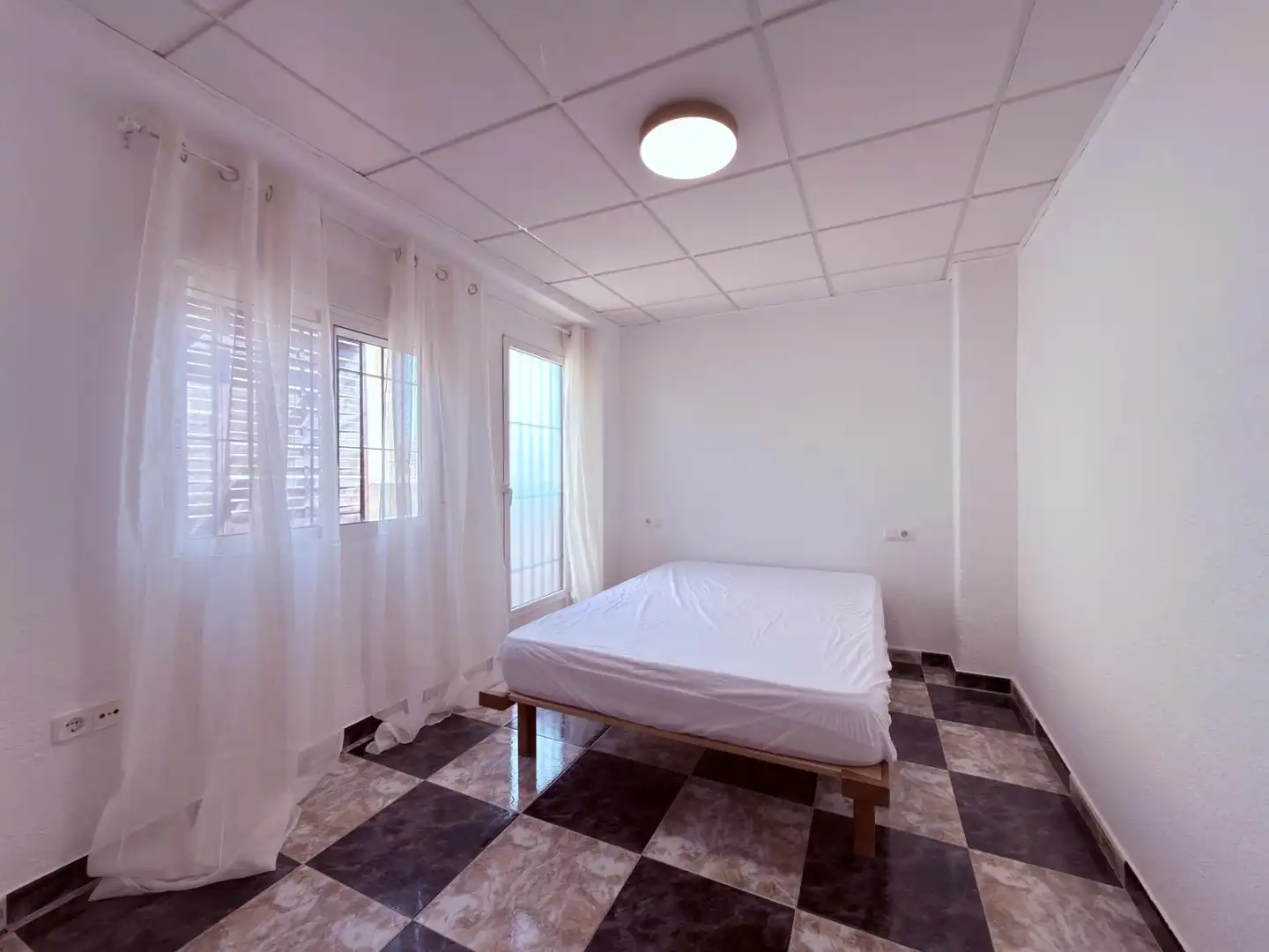 Habitación de Apartamento en venta en Alicante / Alacant con Terraza