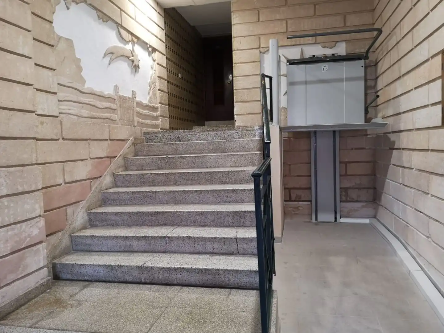 Apartament amb ascensor en venda a Plaça Serralta 5, imagen 4