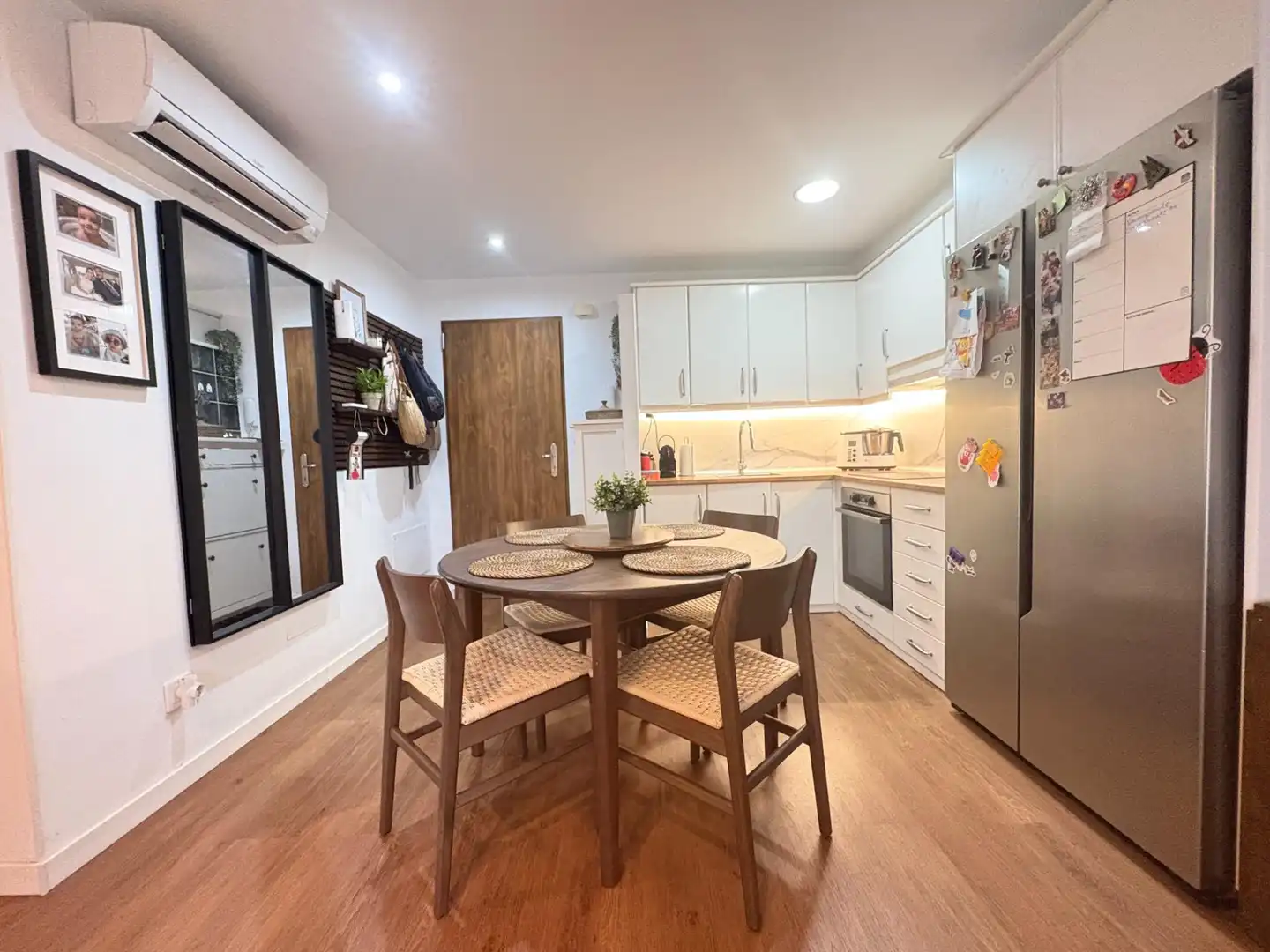 Piso con terraza en venta en Gran Via de Colom, imagen 3