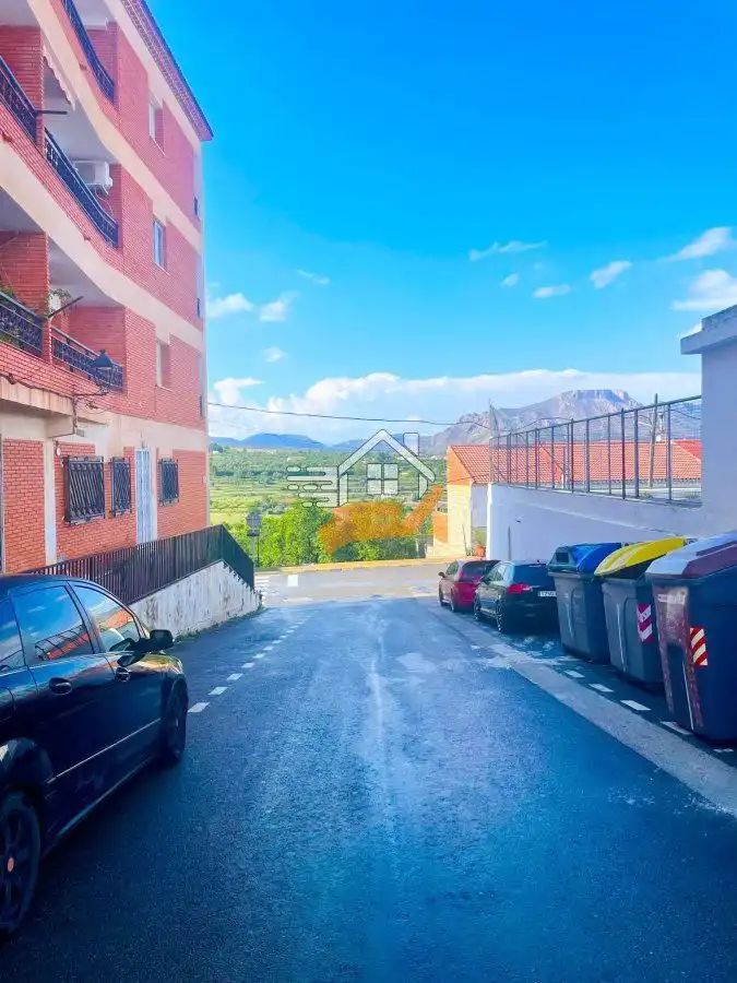 Local comercial en venda a Vélez-Rubio