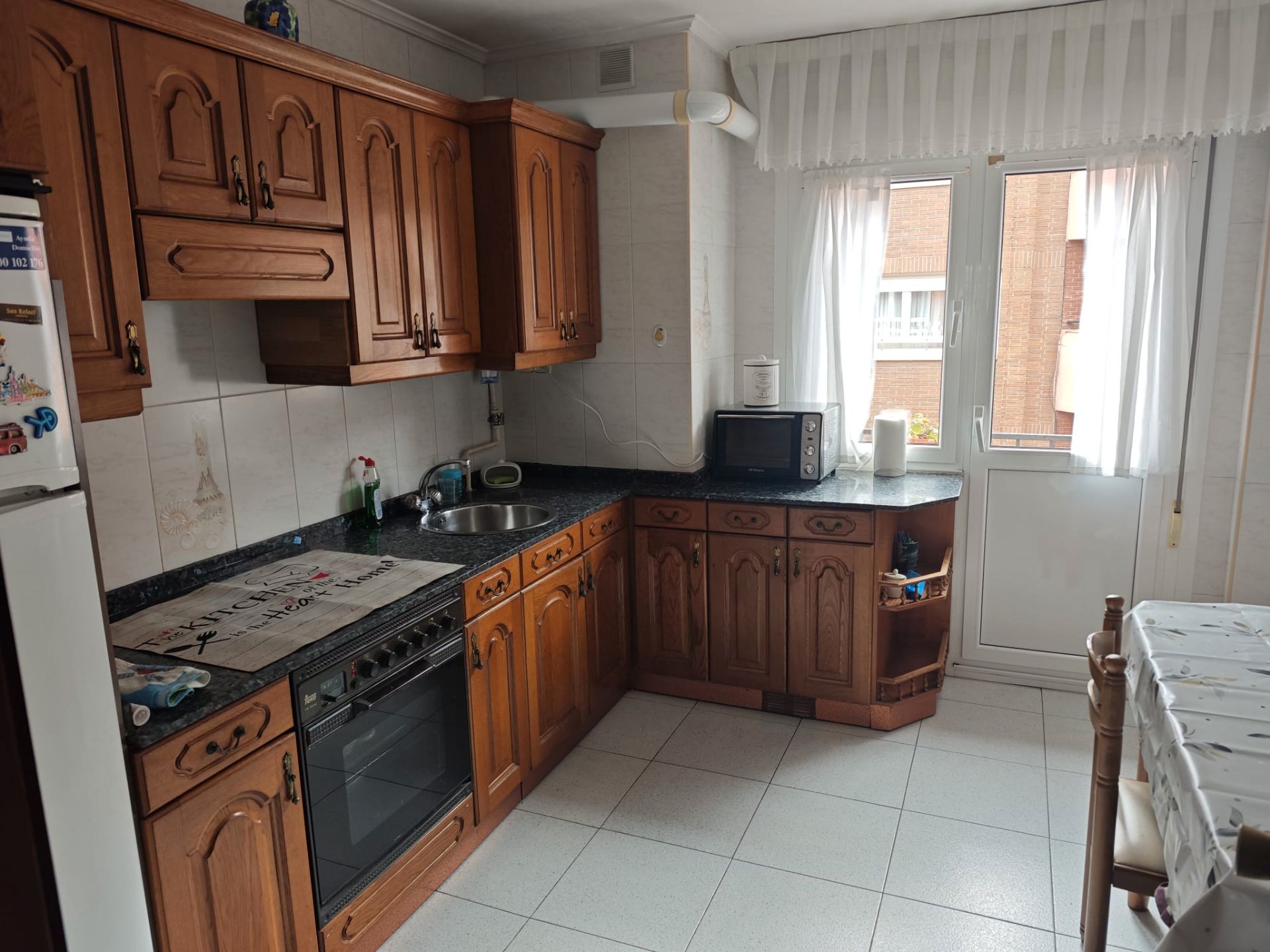 Flat to rent in Calle Santa Teresa de Jesús, Barrio del Centro