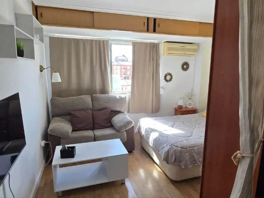 Bedroom of Study for rent in Valverde de la Virgen  with Air Conditioner, Heating and Parquet flooring