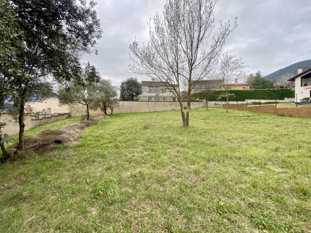Industrial land for sale in Montagut i Oix