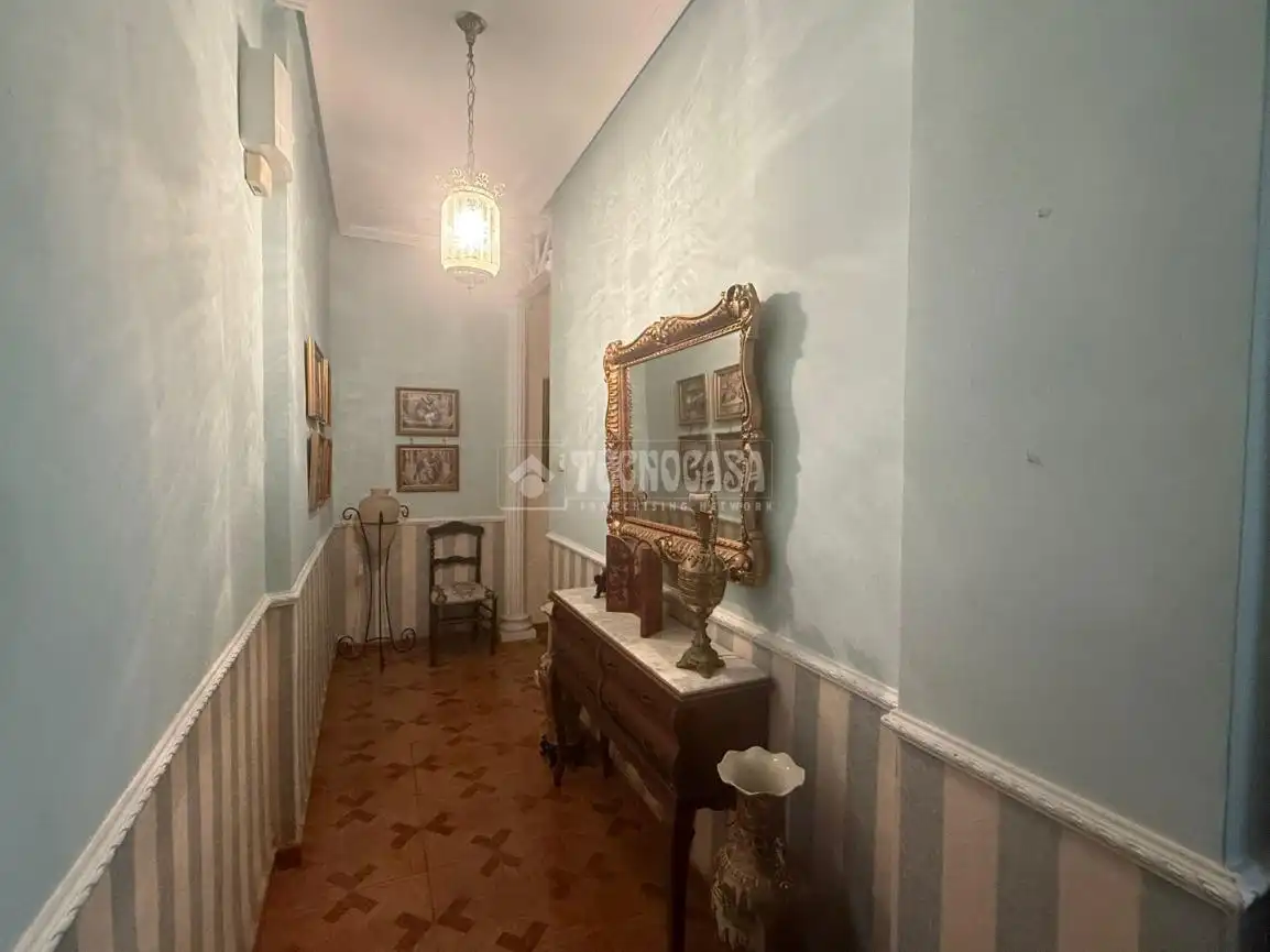 Piso en venta en Alicante / Alacant con Balcón