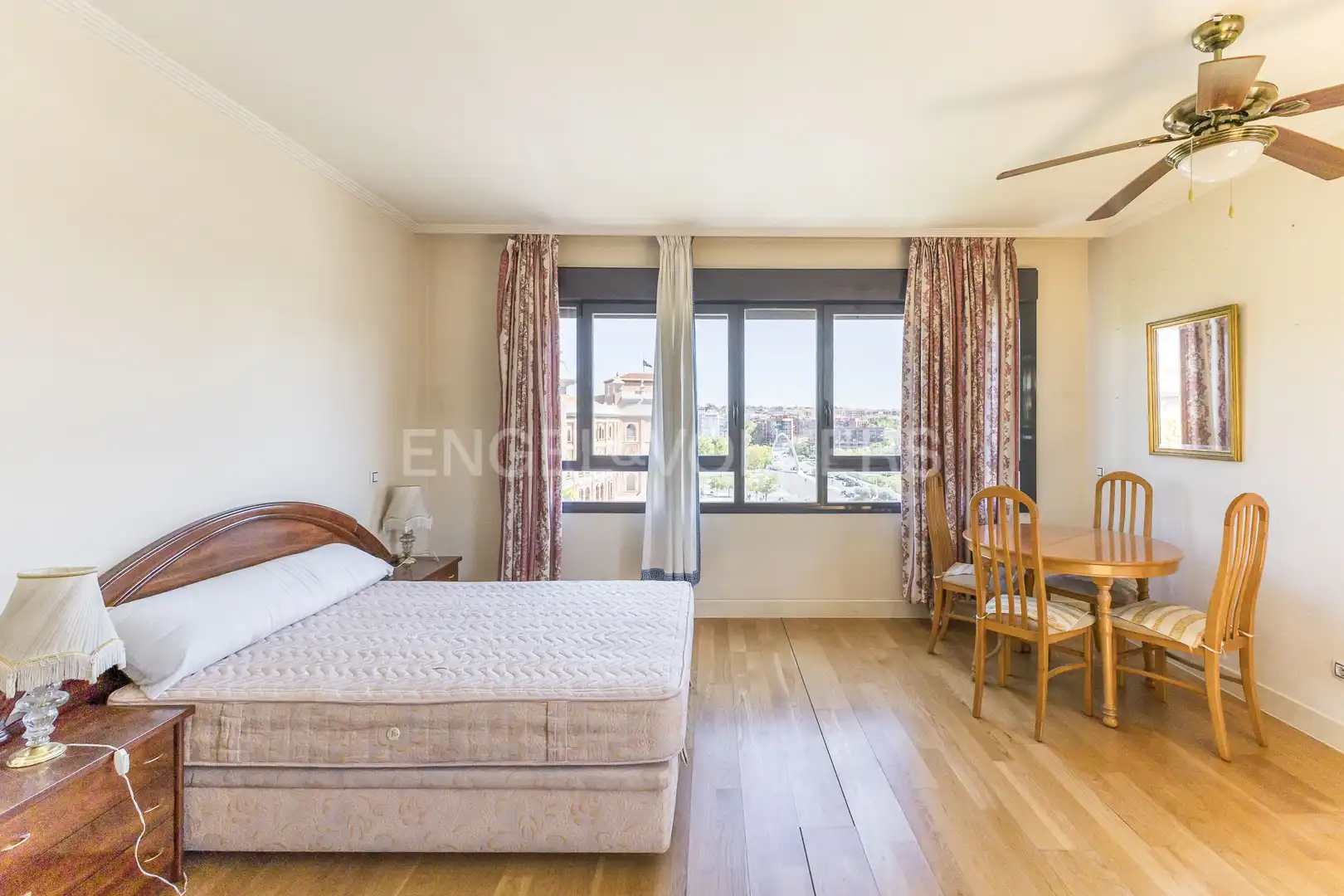 Habitación de Piso en venta en Madrid con Aire acondicionado, Calefacción y Trastero