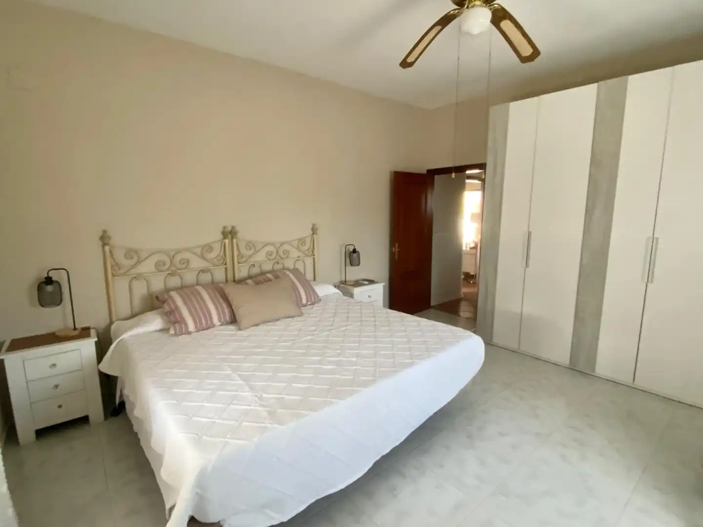 Detached house with pool for sale in La Carlota, imagen 9