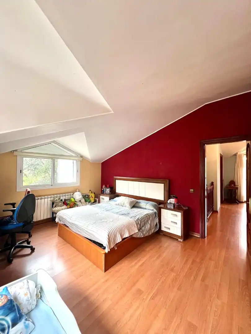 Dormitori de Casa o xalet en venda en Sant Celoni amb Aire condicionat, Calefacció i Jardí privat