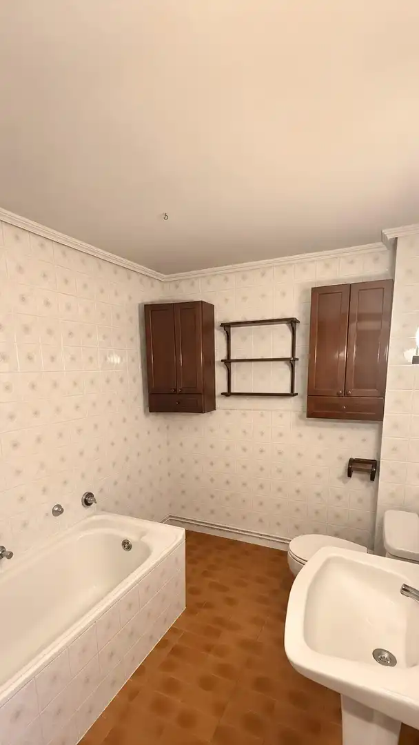 Bany de Pis en venda en Ciempozuelos amb Jardí privat, Parquet i Traster