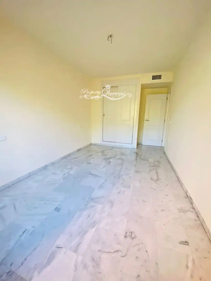 Bedroom of Attic for rent in Marbella  with Air Conditioner, Terrace and Storage room
