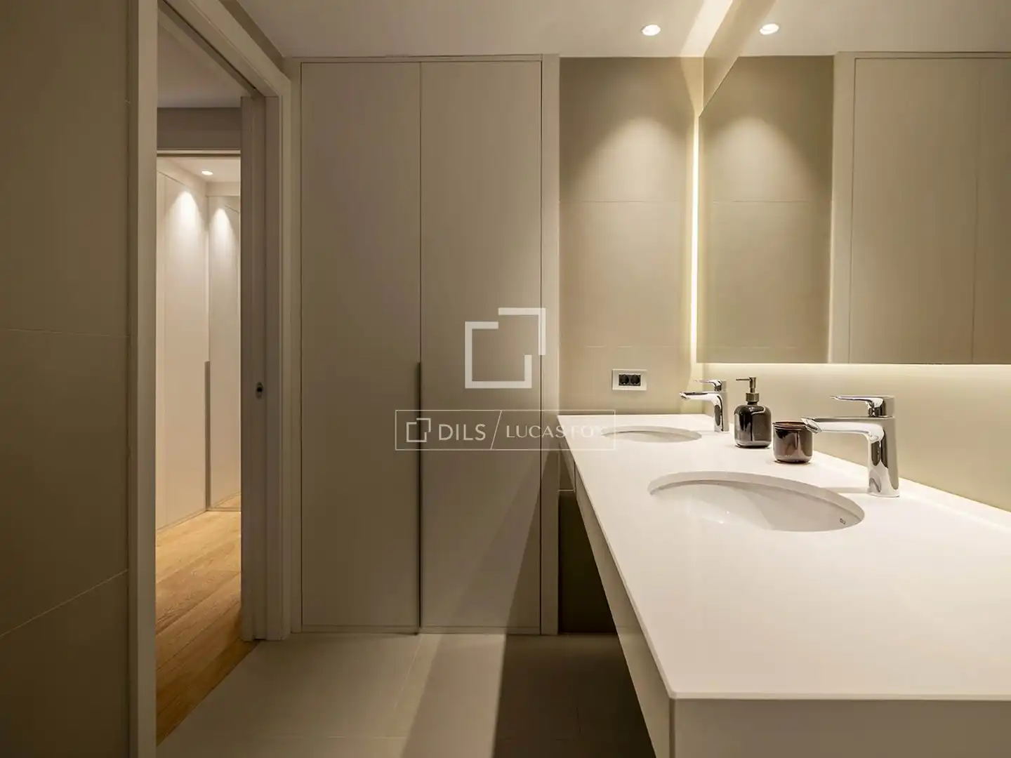 Baño de Loft de alquiler en Barcelona con Aire acondicionado, Calefacción y Parquet