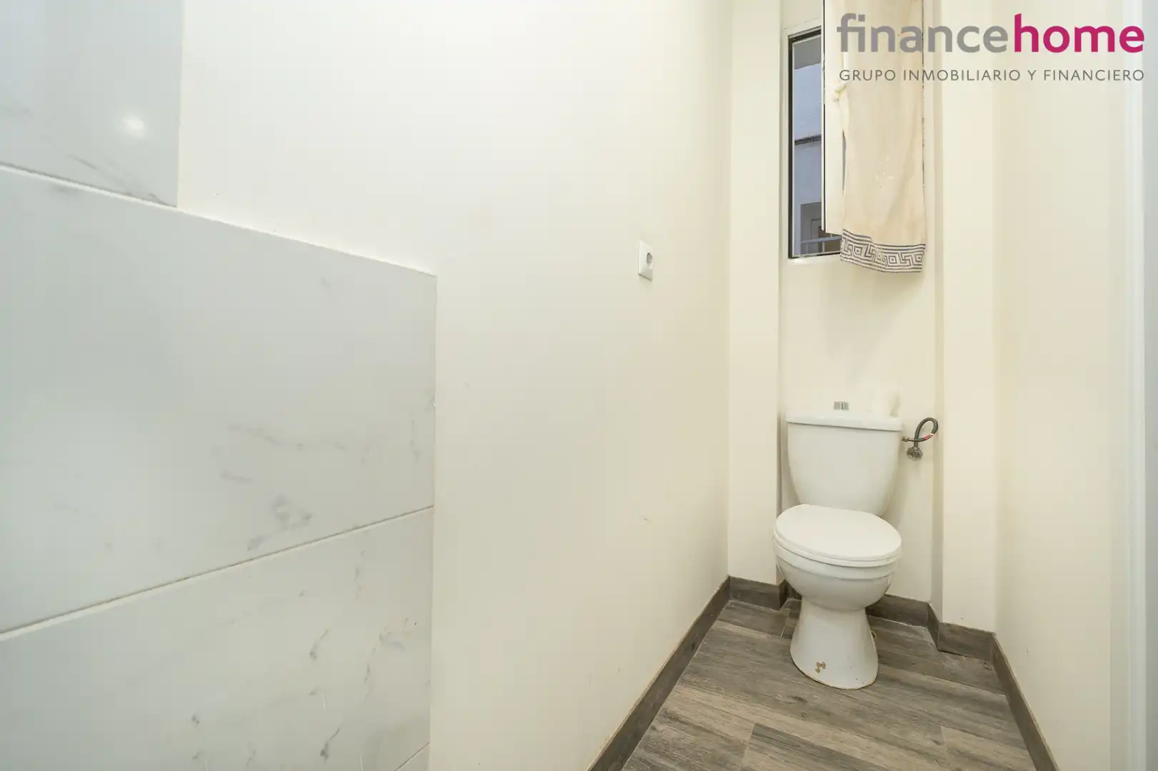 Baño de Piso en venta en Madrid con Calefacción y Amueblado