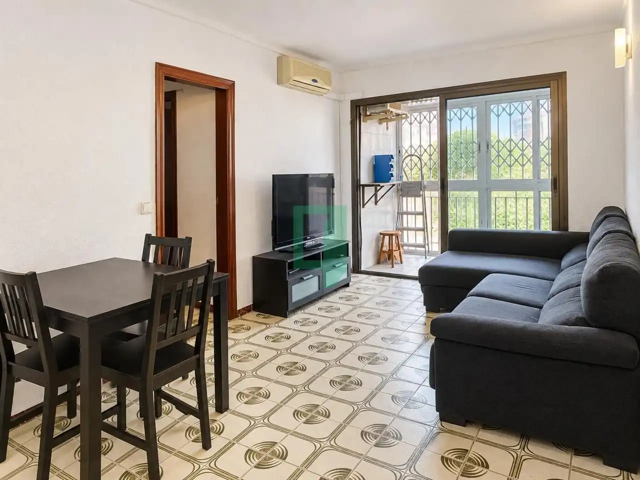 Flat for sale in calle de Juli Garreta