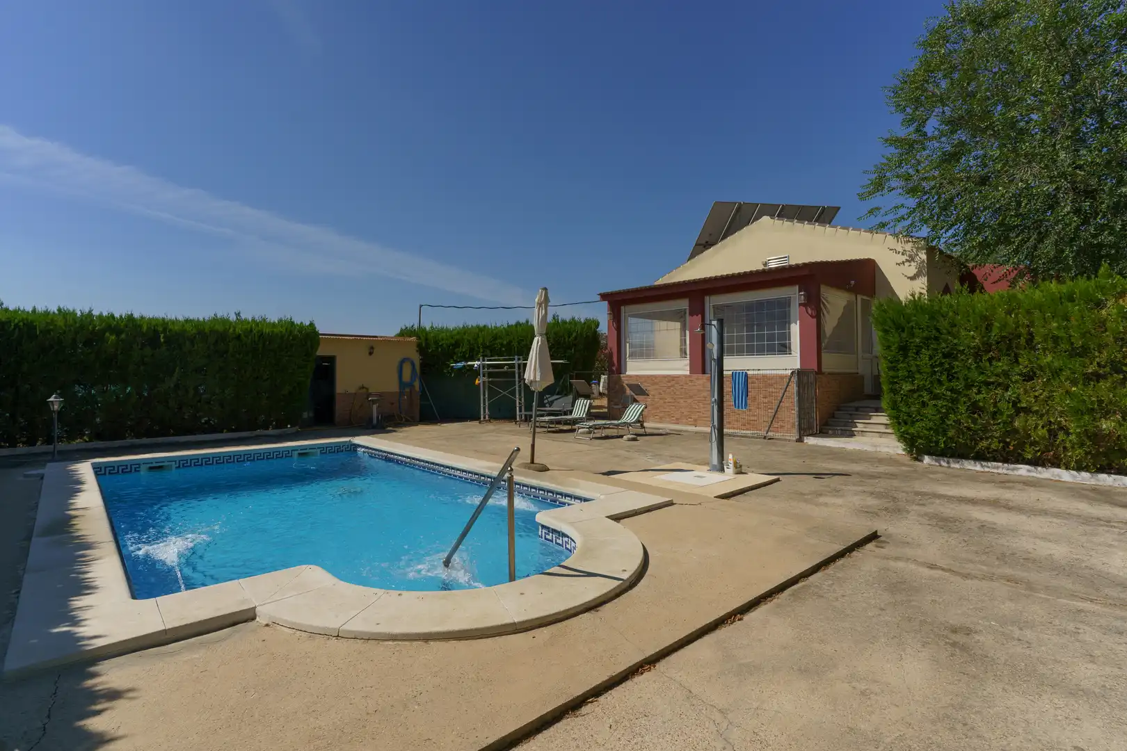 Piscina de Finca rústica en venta en La Palma del Condado con Jardín privado, Terraza y Piscina