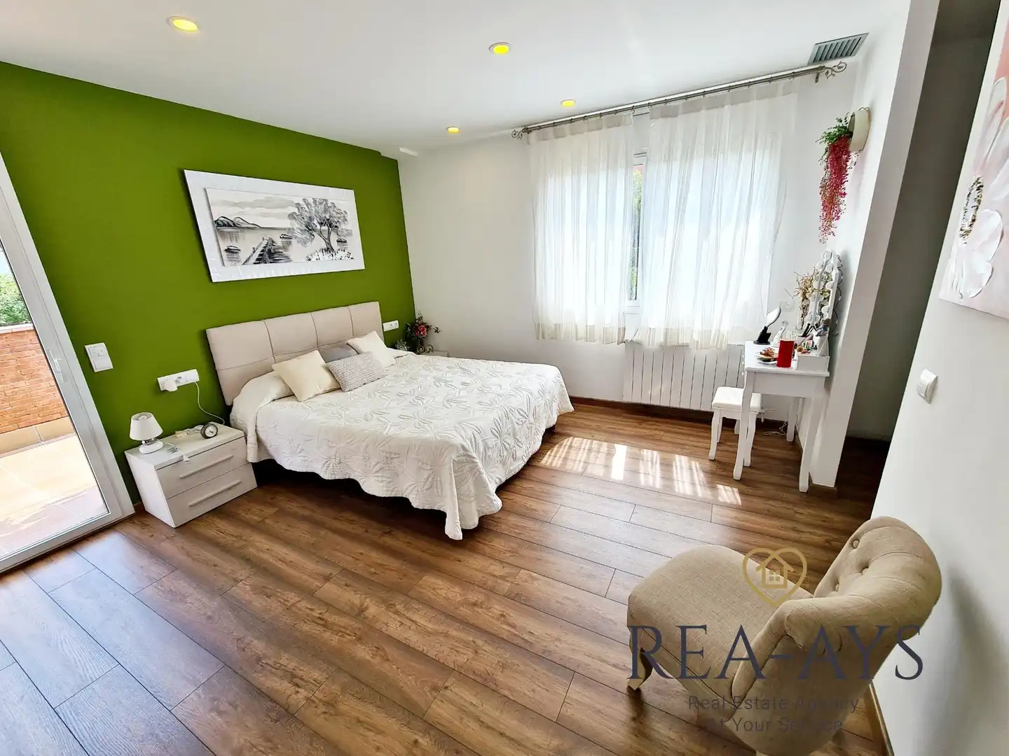 Habitación de Casa o chalet en venta en Cervelló con Aire acondicionado, Calefacción y Jardín privado
