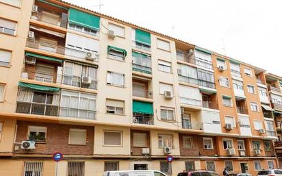 Exterior view of Flat for sale in  Zaragoza Capital  with Balcony