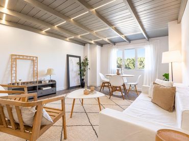 Flat for sale in Calle REVEREND FERNANDO CUBELLS