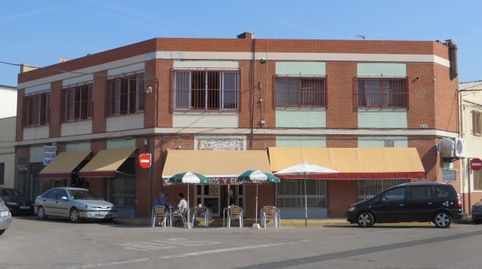 VENTA DE NAVE CON NEGOCIO BAR-RESTAURANTE