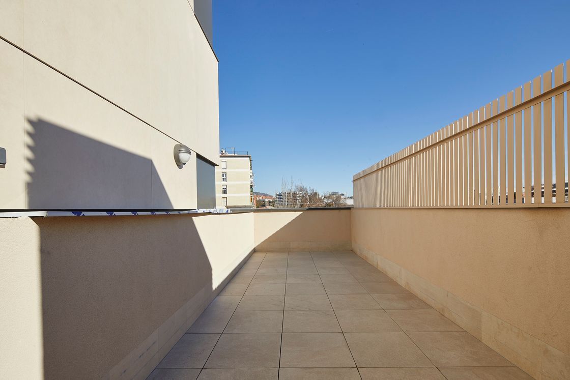 Terrassa de Pis de lloguer en Sant Joan Despí amb Aire condicionat, Calefacció i Jardí privat