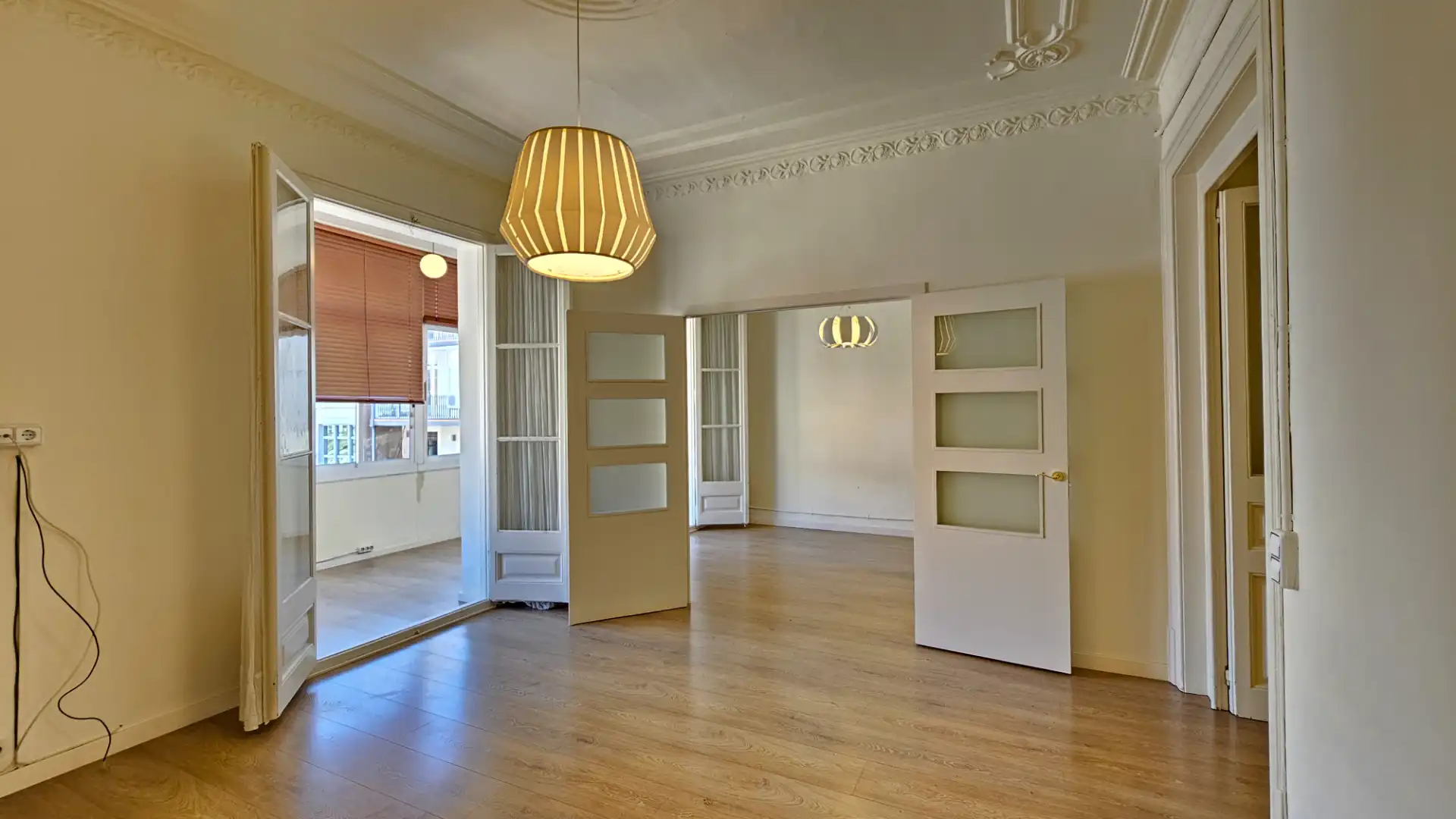 Büro zur Miete in Barcelona mit Heizung und Internet