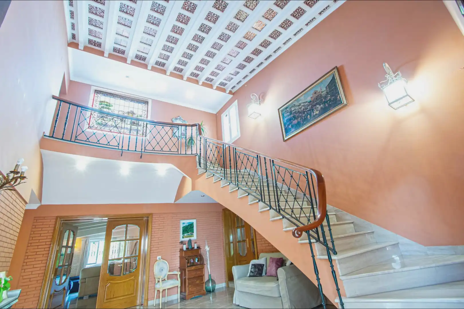Casa o xalet en venda en Tomares amb Jardí privat, Terrassa i Piscina